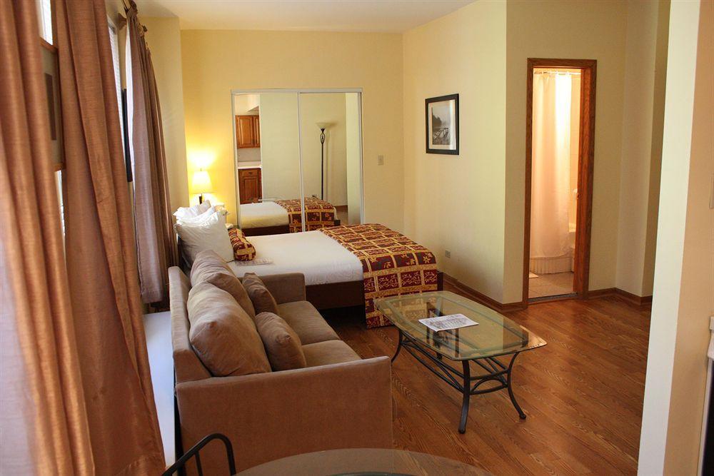 Dewitt Hotel And Suites Чикаго Екстериор снимка