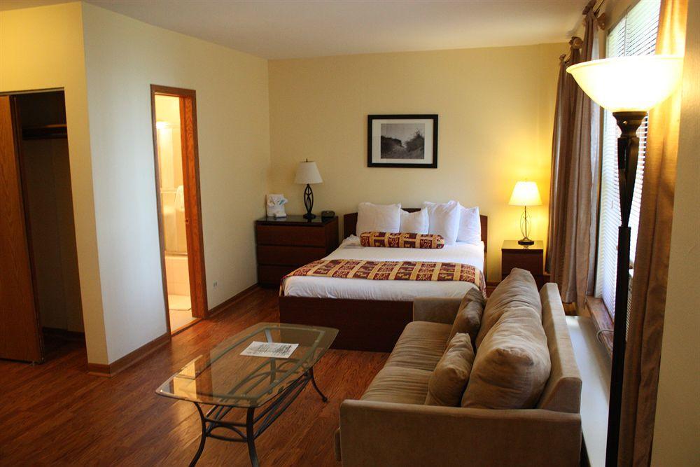 Dewitt Hotel And Suites Чикаго Екстериор снимка