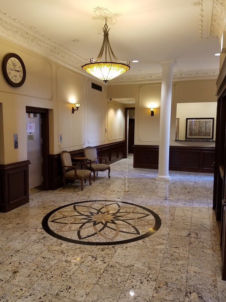 Dewitt Hotel And Suites Чикаго Екстериор снимка